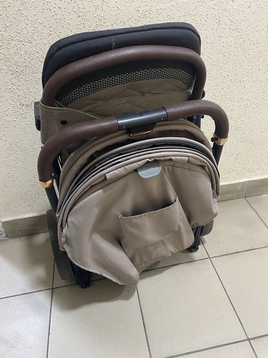 Коляска.         .