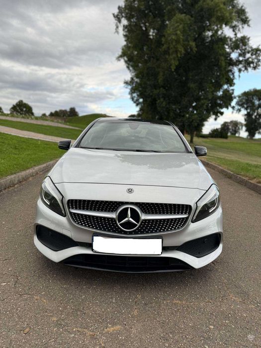Mercedes Benz A180 AMG Line