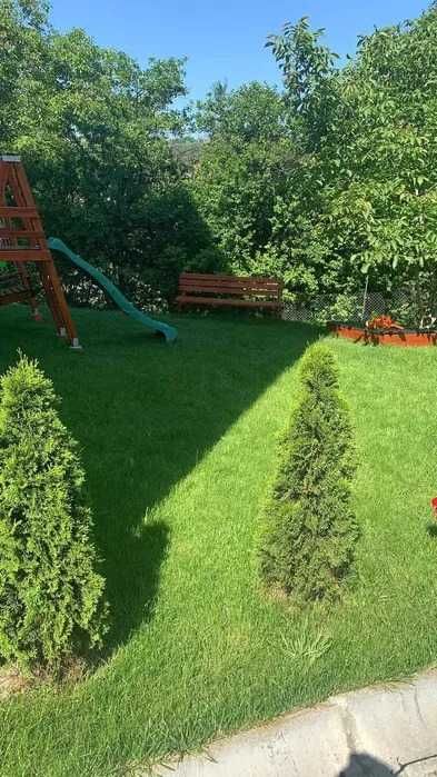 Inchiriez  Apartament modern ultracentral 2 camere + parcare privată