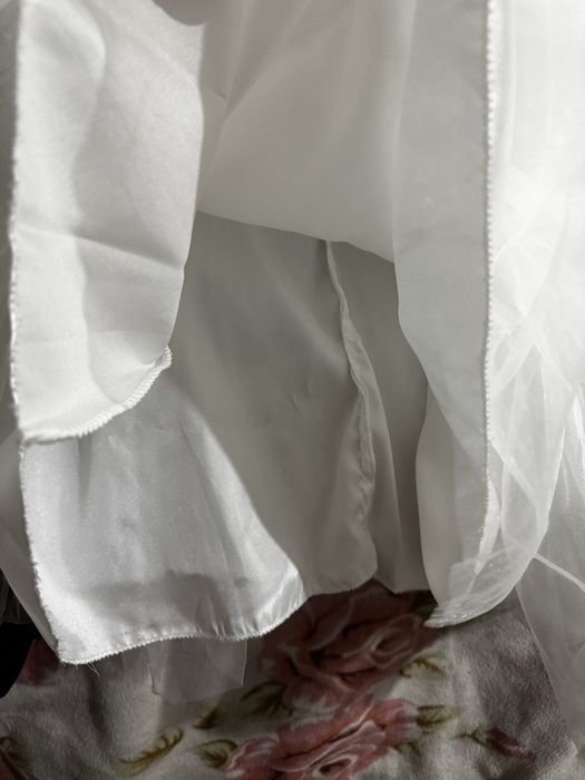 Ақ көйлек сатылады турецкий