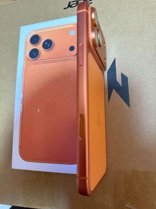 Apple iphone 17 pro max orange Esim 256gb