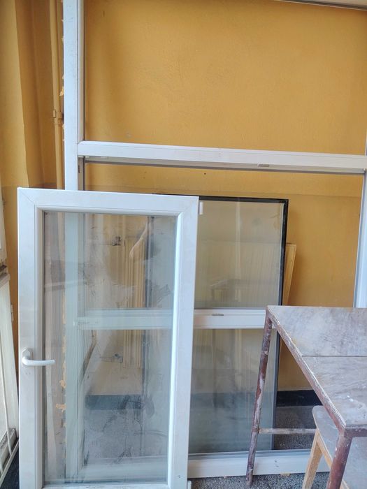 Продавам дограма