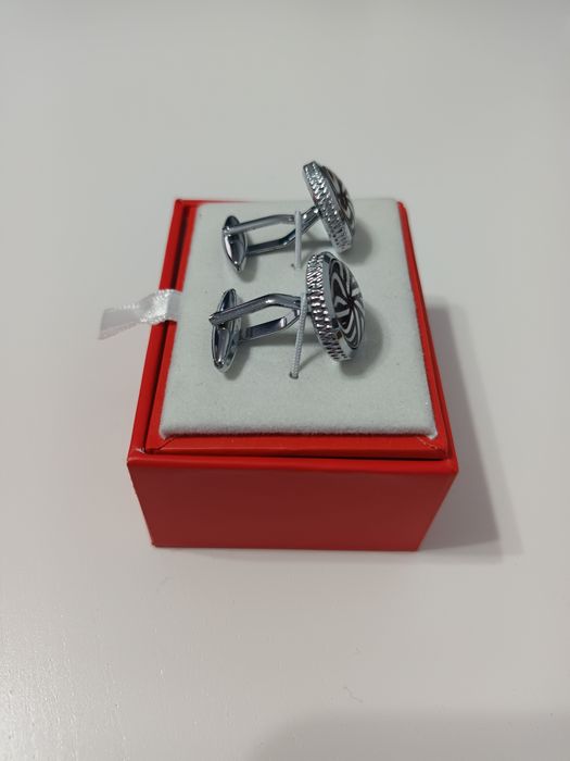 Butoni cămașă massini