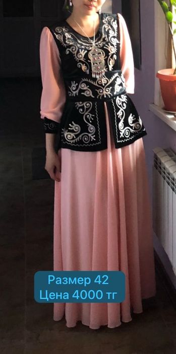 Продам платье от 2000 тг начинаеться