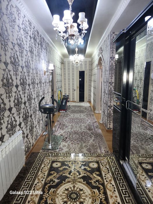 Продаётся 5 комнатная квартира в 2 этажа