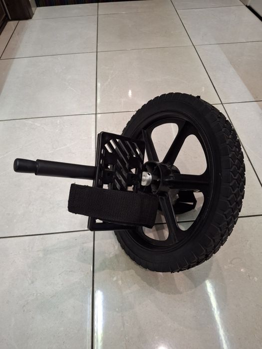 Колело за коремни преси.