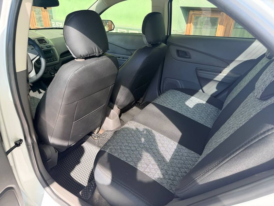 Chevrolet Cobalt 2017 — 7