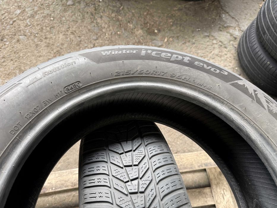 2x Anvelope Iarna 215/60 r17 M+S - Hankook Winter I"Cept evo 3