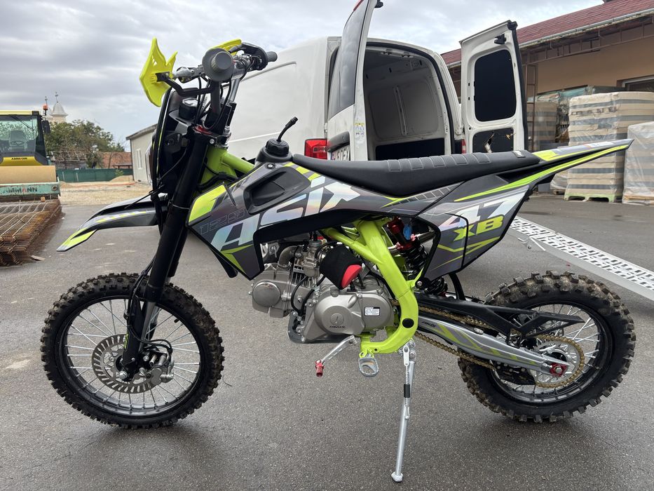 Vind motor cross