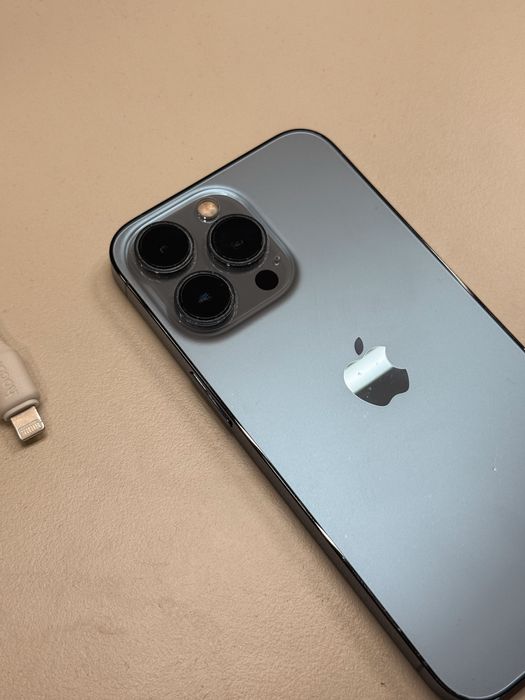 iPhone 13Pro Sierra Blue