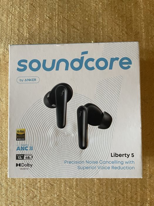 Vand soundcore liberty 5 desigilate