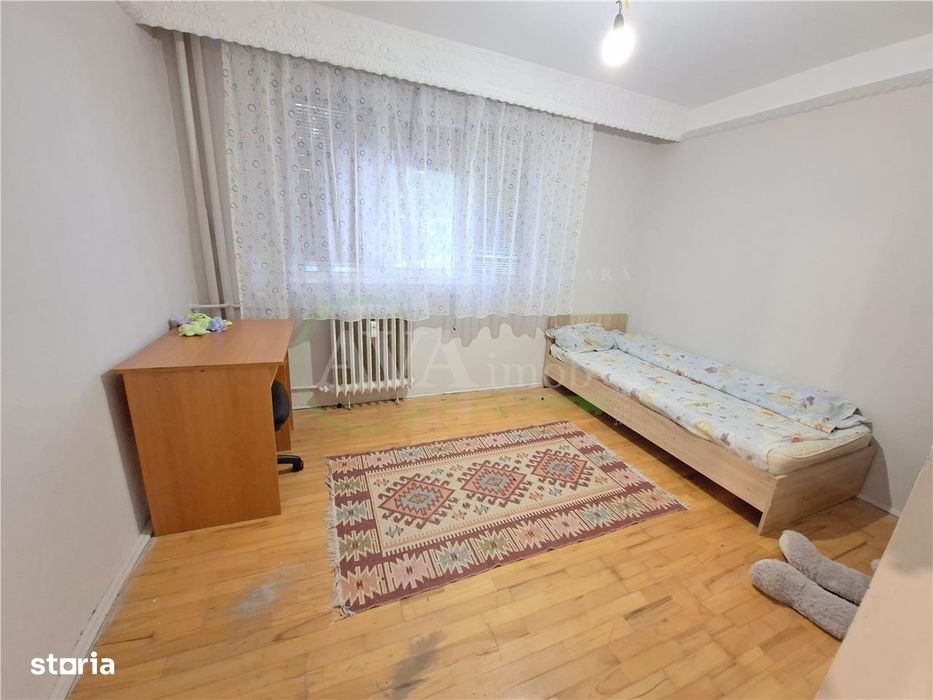 Apartament 3 decomandate, etaj 1, zona Narcisa