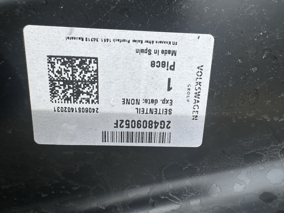 Aripă dreapta spate vw polo 2g.cod:2g4809052.f.