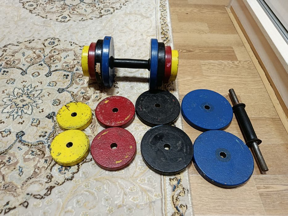 Гантел сотилади хар биттаси 15кг дан общий 30кг завадской.