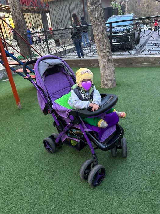 Детская коляска в хорошем состоянии, лёгкая