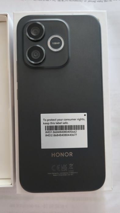 Honor 600 lite.Чисто Нов с две години гаранция от Технополис
