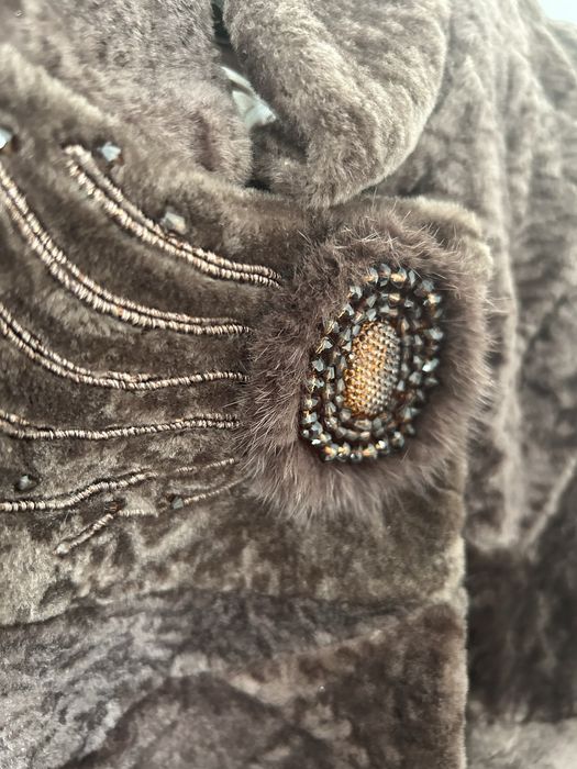 Шуба каракуль женская