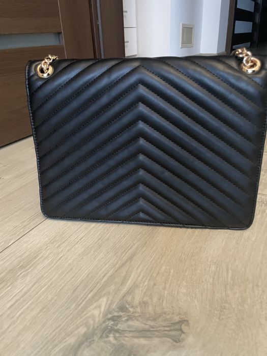 Geanta noua fara eticheta