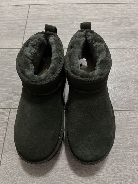 Продам угги зимние ZARA