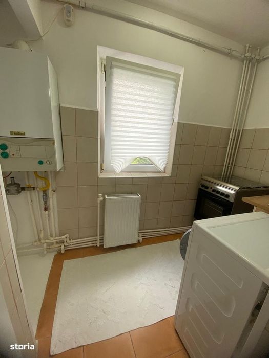Garsoniera la etajul 3 RENOVATA, mobilata si utilata zona NORD