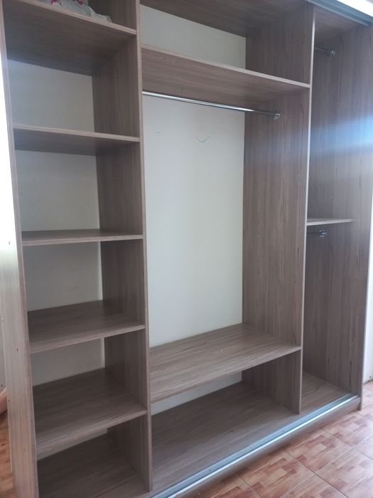 Продам шкаф купе.