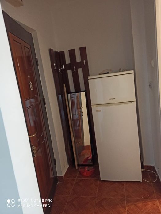 Închiriez garsonieră