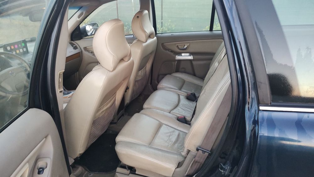 Vând Volvo XC90 2.4 163 cai