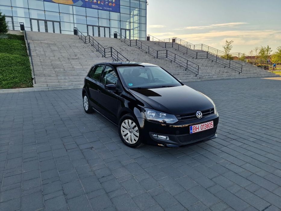 VOLKSWAGEN Polo 2011 — imagine 2