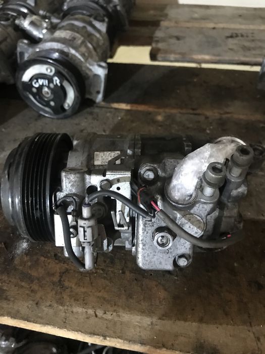 Компресор климатик бмв 2.0д bmw 2.0d