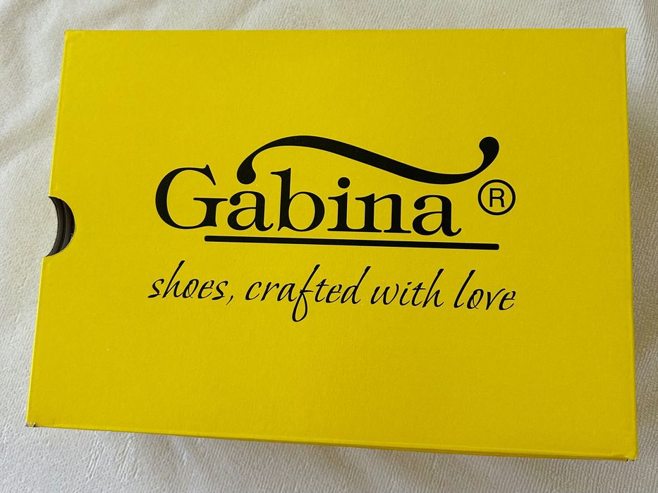 Чисто нови дамски обувки Gabina