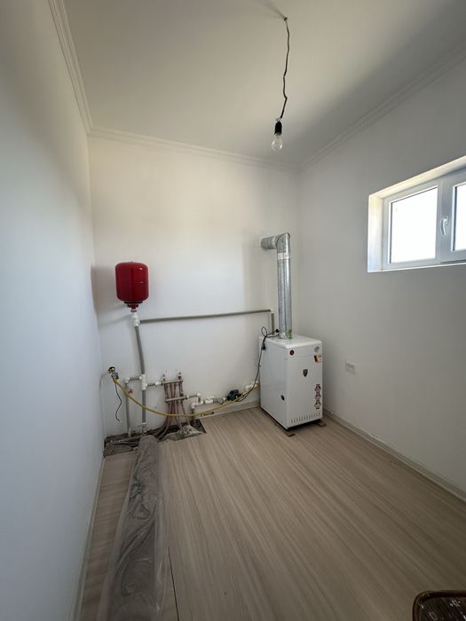 Толық биткен уй сатылады