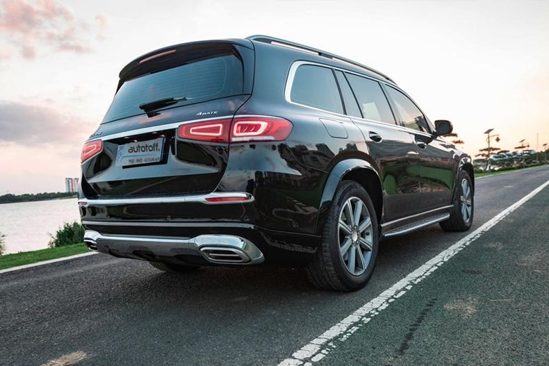 Bodykit pentru Mercedes GLS X167 (2020+) Maybach design