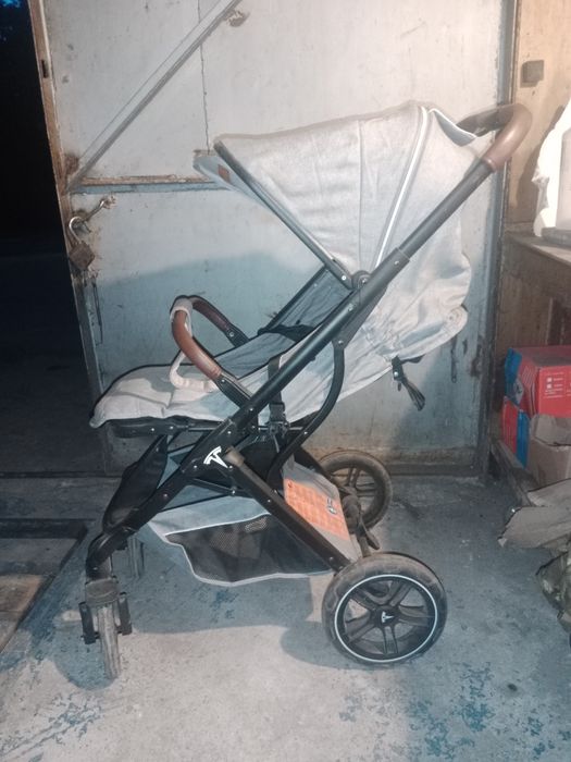 Коляска детская брендовая