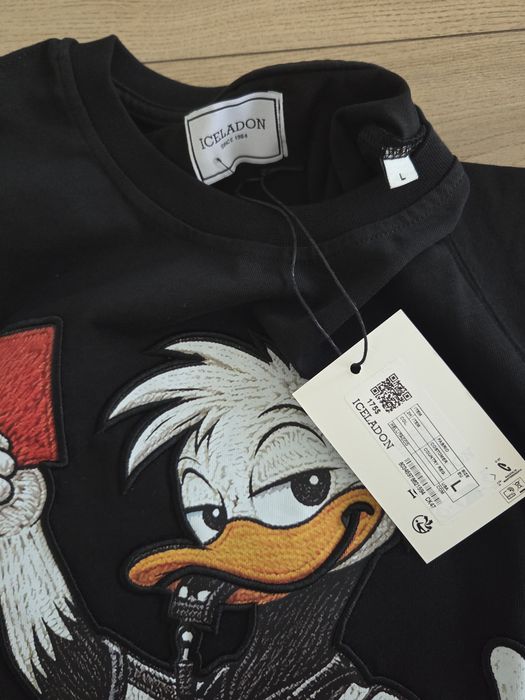 Tricou negru Iceladon cu Donald Duck arbitru