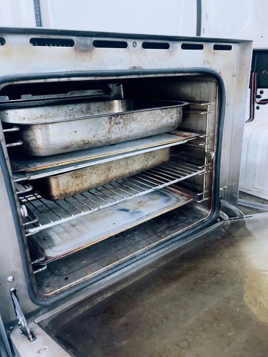 Продавам Търговско оборудване за заведение