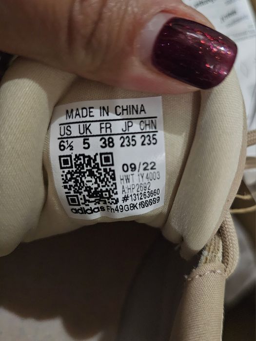 Обувки adidas OZELLE