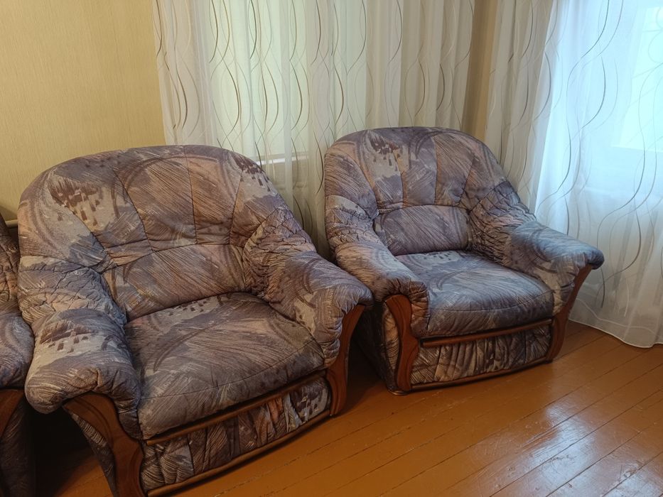 Диван(раскладной) + 2 кресла