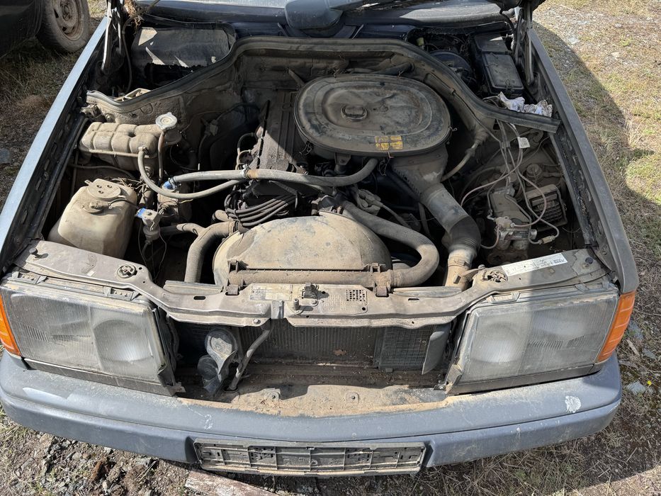 Mercedes 200 E w124 120hp 1987г На Части