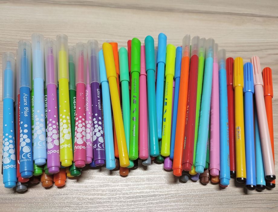 Фломастеры Maped из разных наборов 64 штуки б/у