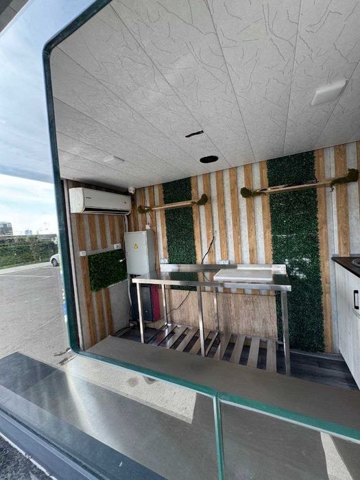 Продается готовый бизнес-бокс / Фудтрак (7.5кв.м.)