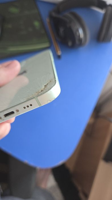 Iphone 12 78% baterie