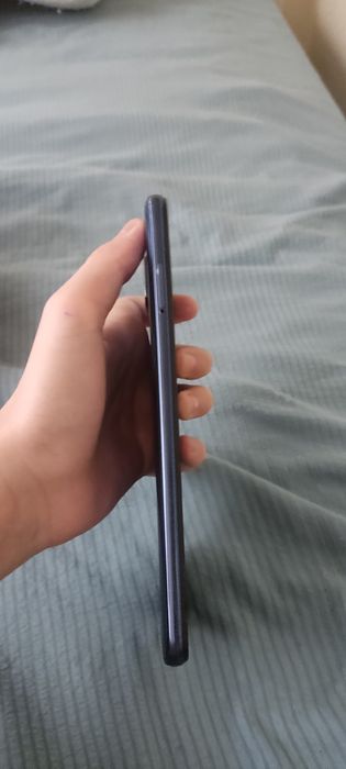 Продаю redmi note 9s