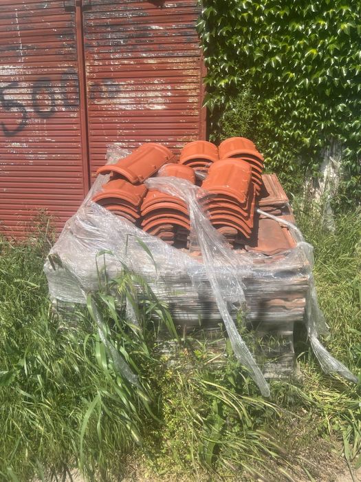 Пале с цигли и камаци