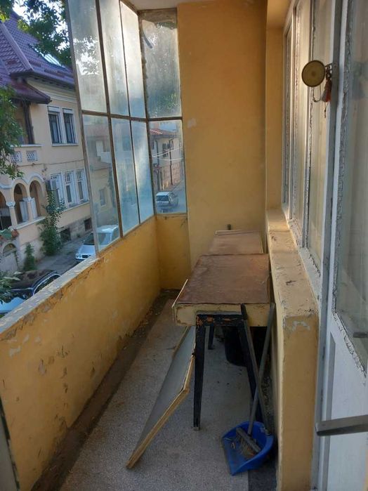 Четеристаен апартамент в центъра