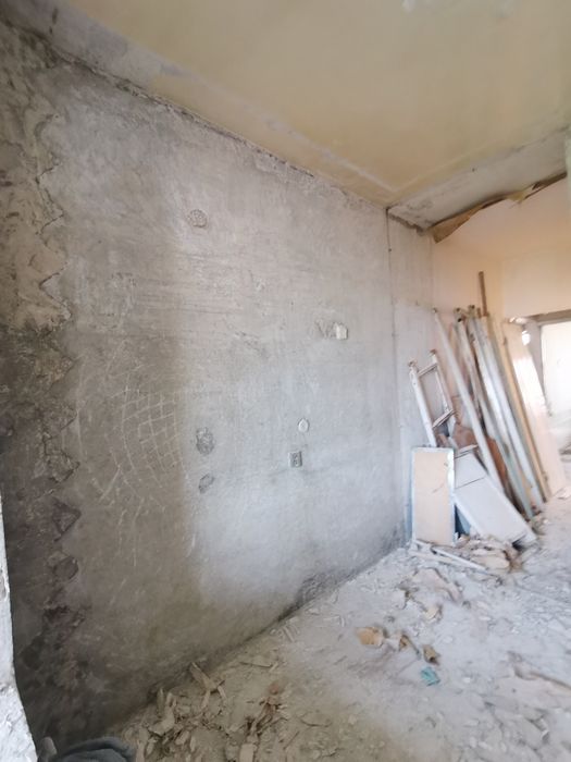 Демонтаж квартир и домов качественно и быстро чистка краски и обой