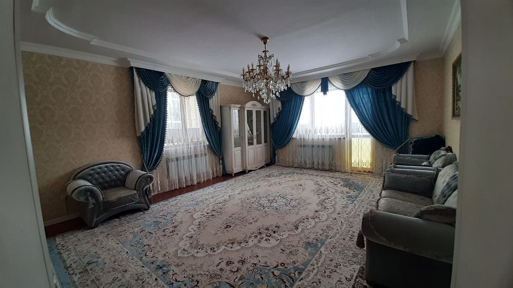 Продам коттедж 2 этажа в городе