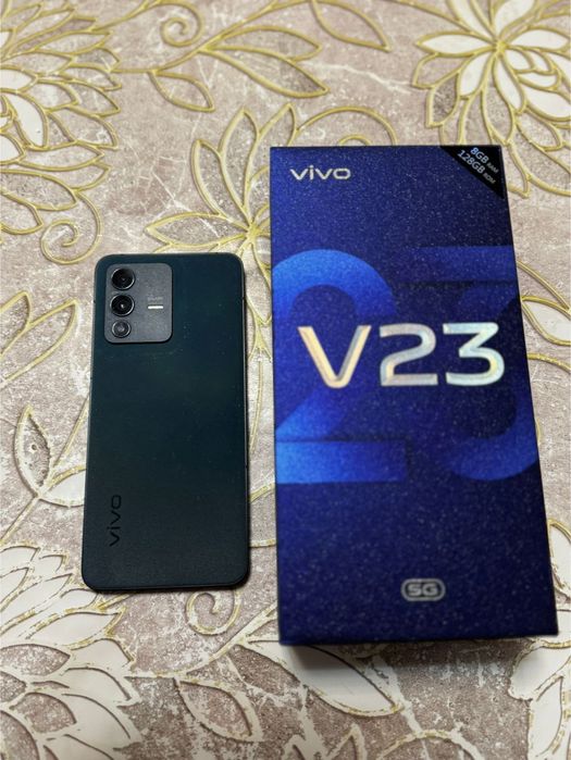 Продаю телефон Vivo V23