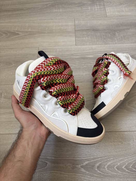 Lanvin Curb