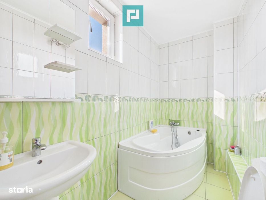 Casă individuală 8 camere - Dudeștii Noi