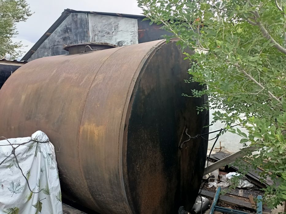 Продается ёмкость 3 куба